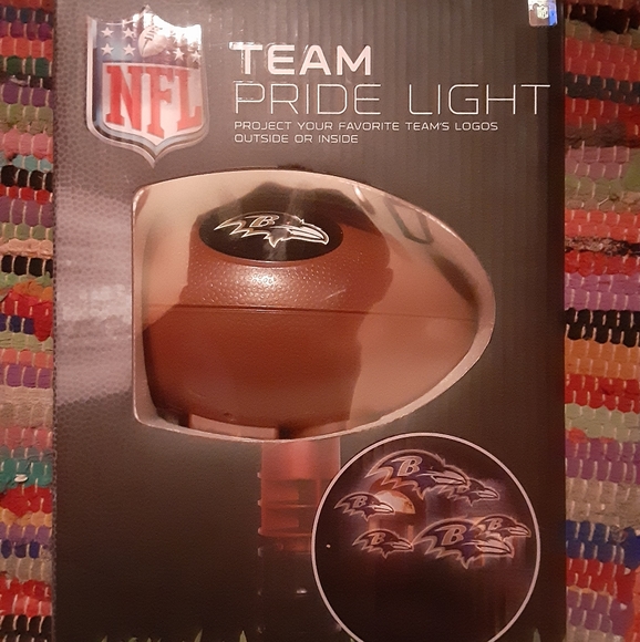 NFL Baltimore Ravens Team Pride Light - Picture 1 of 4